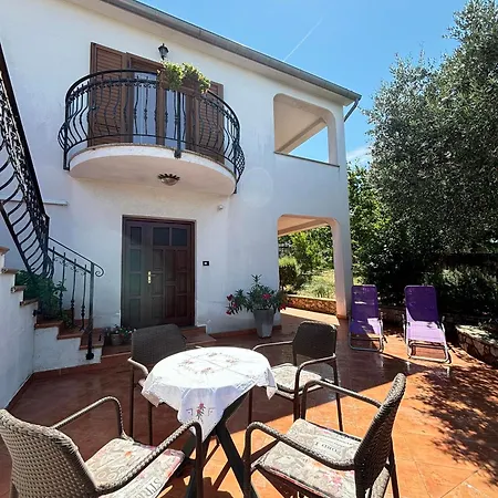 Apartment Viola